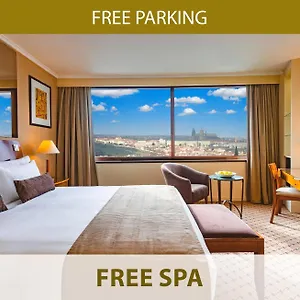 Hotel Corinthia *****